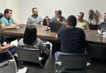 PREFEITURA ATESTA EFICIÊNCIA E MONITORA METAS CONSTITUCIONAIS DA EDUCAÇÃO EM REUNIÃO MENSAL